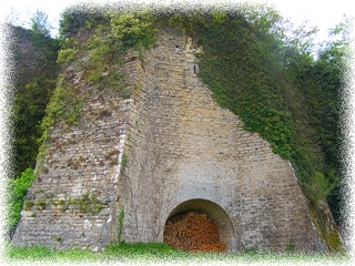 mur
